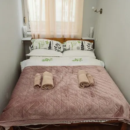 Dill 2 Apartmants Lejlighed *