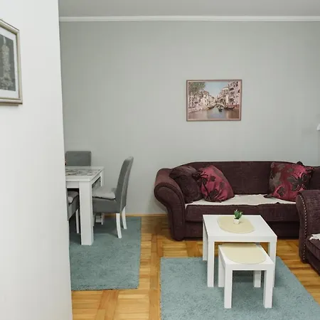 Dill 2 Apartmants Lejlighed