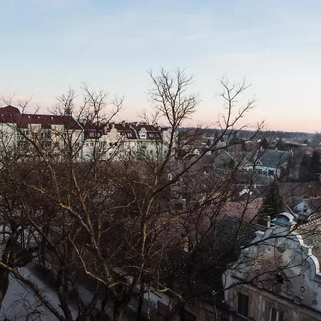 Dill 2 Apartmants Lejlighed *