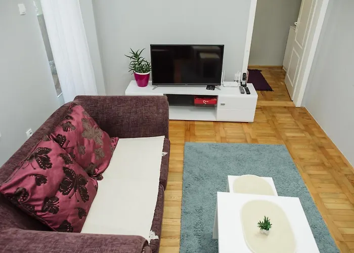 Dill 2 Apartmants 아파트 수보티차