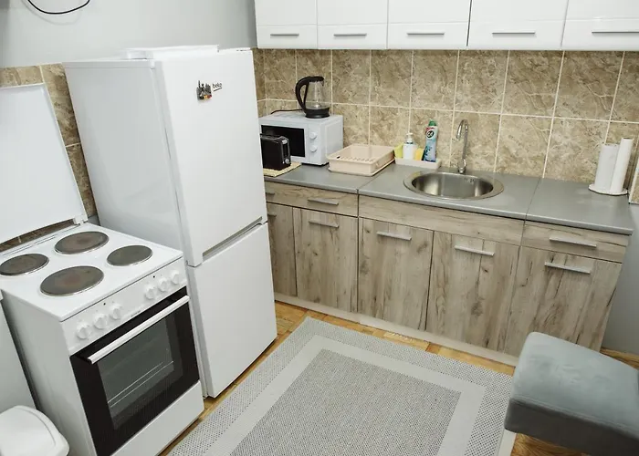 Dill 2 Apartmants * Σουμπότικα