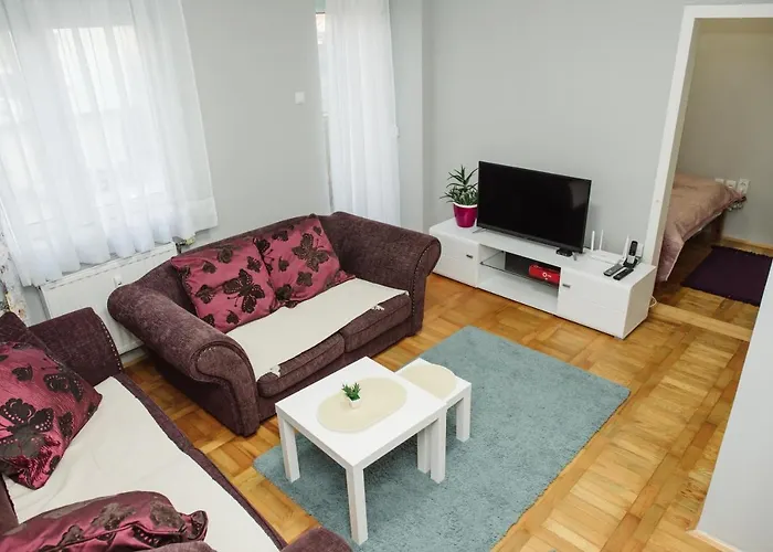 Dill 2 Apartmants * Σουμπότικα